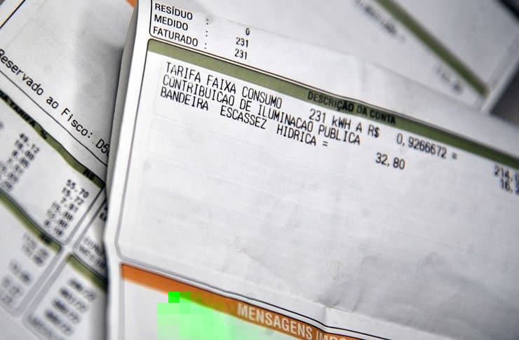 Aneel divulga calendário para anúncio de bandeiras tarifárias em 2026