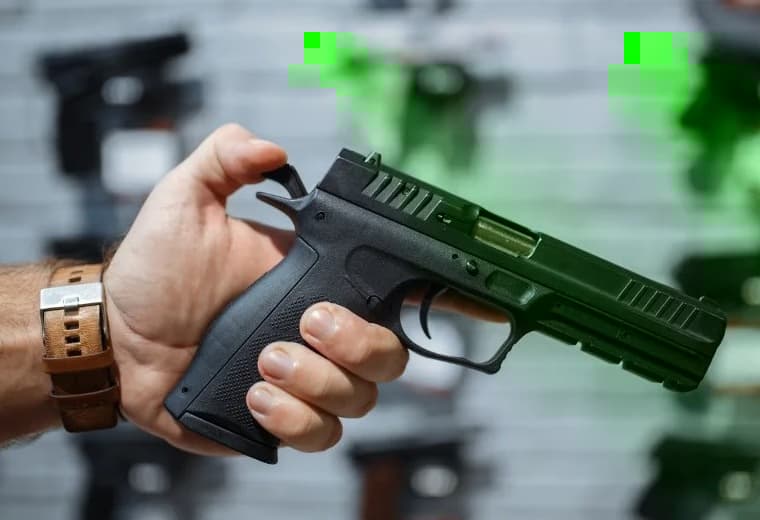 Projeto de lei que dá direito ao porte de arma de fogo a produtores é aprovado
